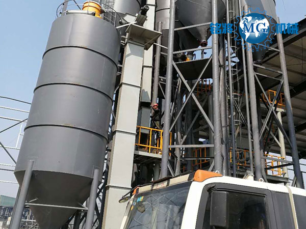 斗式提升機(jī)有幾種張緊方式? 斗式提升機(jī)有幾種張緊方式?