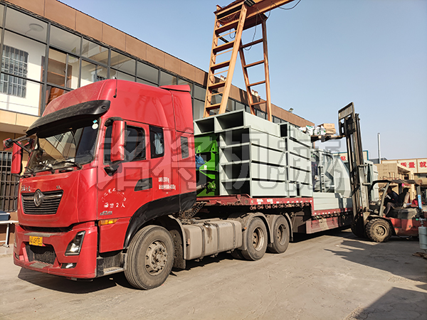 四立方主機，產(chǎn)量時產(chǎn)達(dá)15噸，于今日發(fā)往江蘇連云港